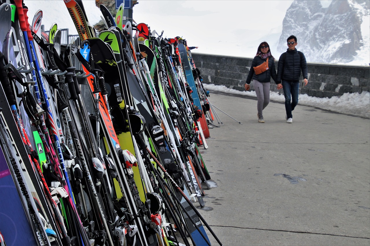 skis  para  zermatt free photo