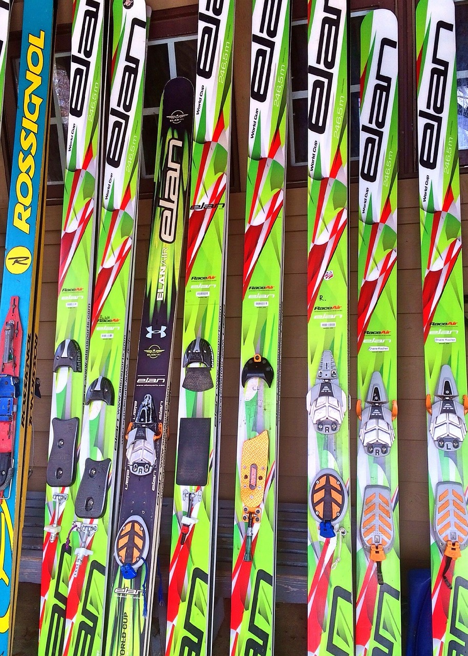 skis sport winter free photo