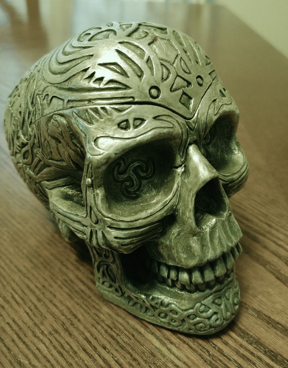 skull figurine decoration free photo