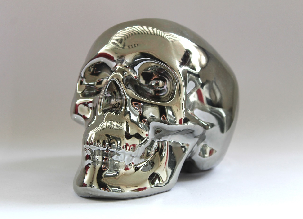 skull and crossbones silver metal free photo