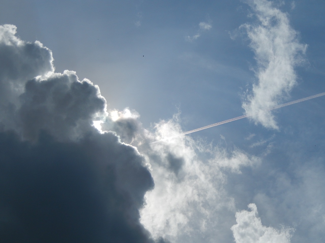 sky clouds cloud free photo