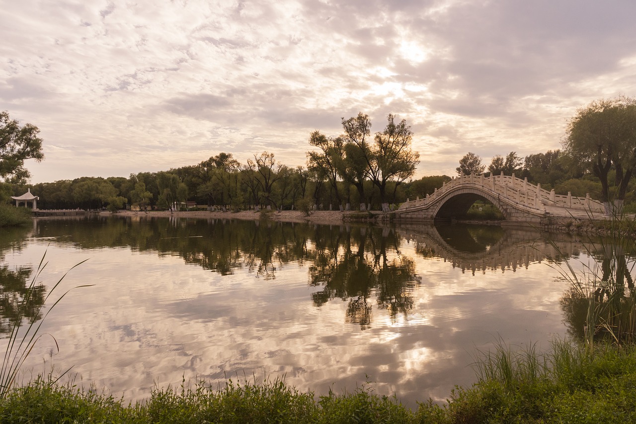 sky lake bridge free photo