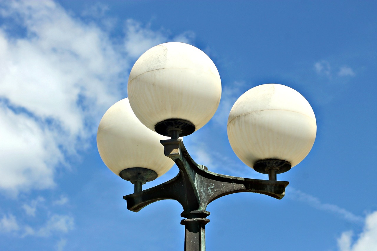 sky cloud lamp free photo