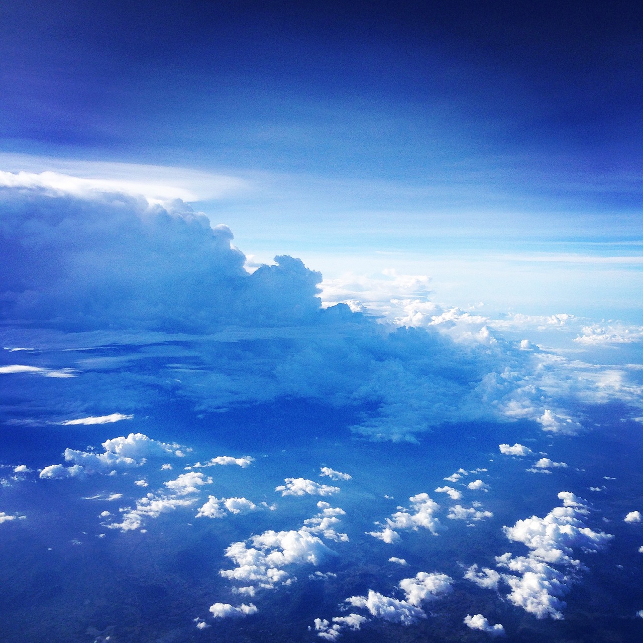 sky the world as seen from an airplane blue sky free photo