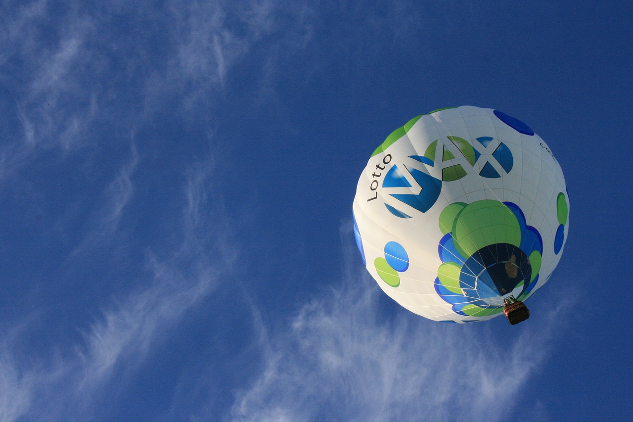 sky hot air balloon cloud free photo