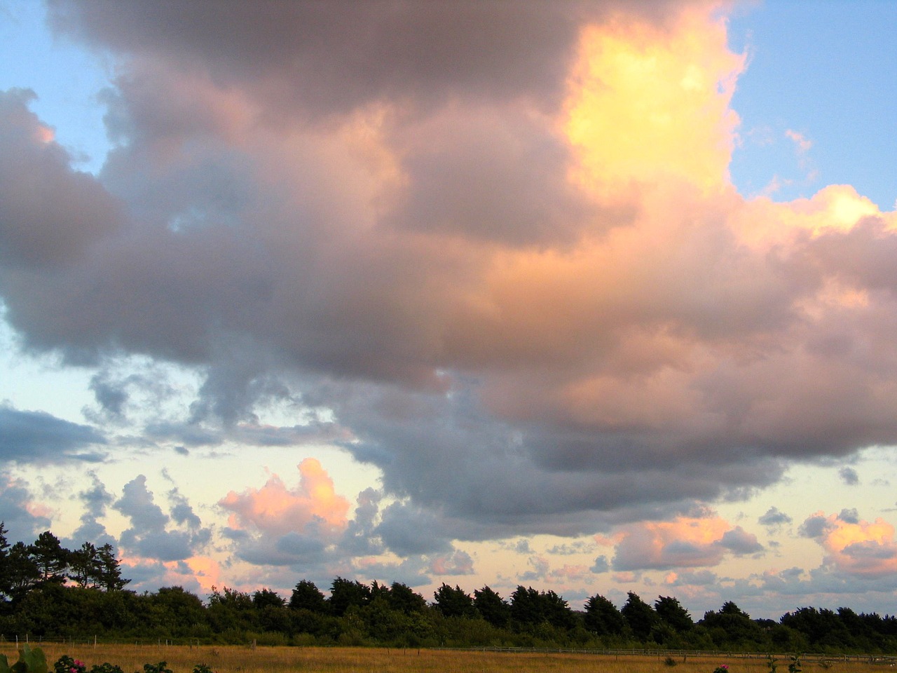 sky sunset at dusk free photo