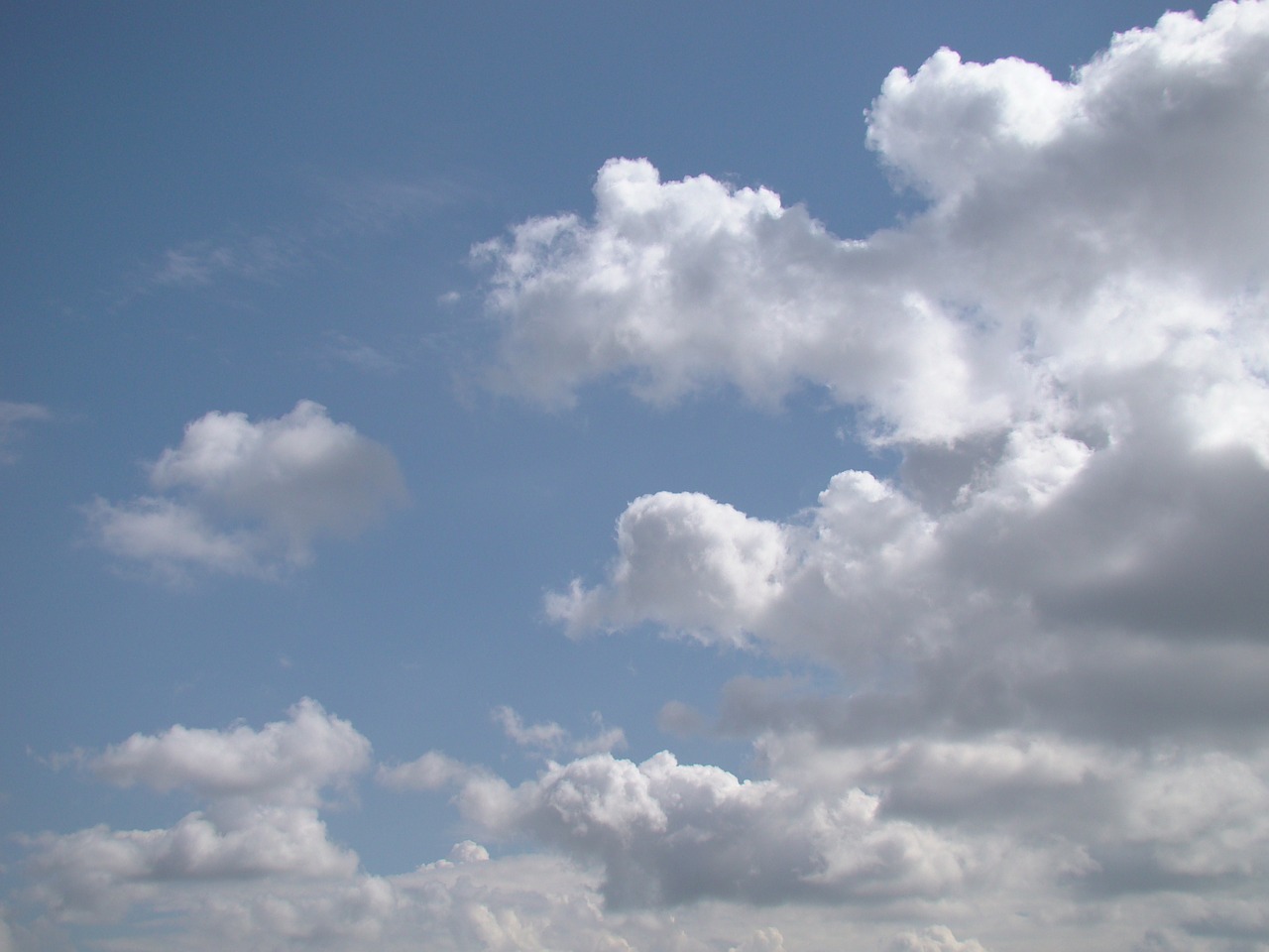 sky blue clouds free photo