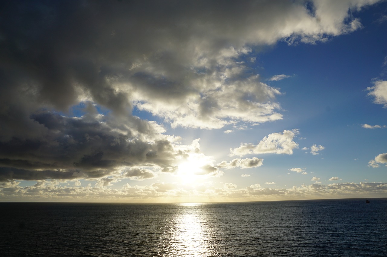 sky atlantic sea free photo