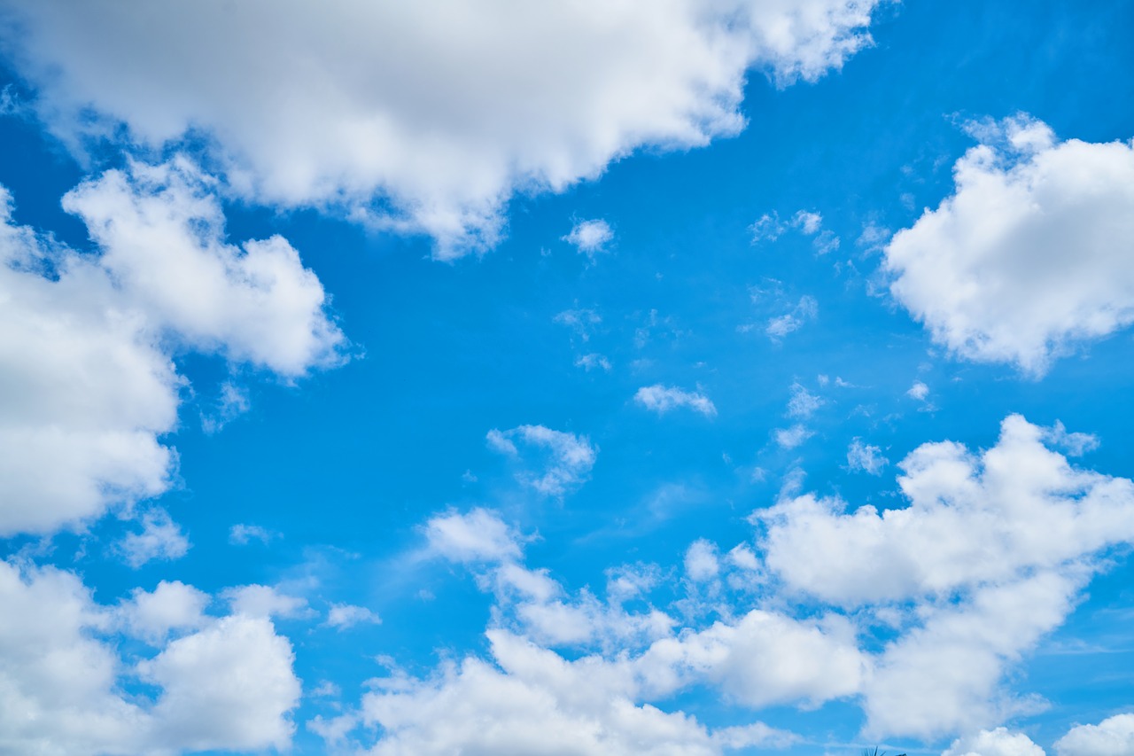 sky blue clouds free photo