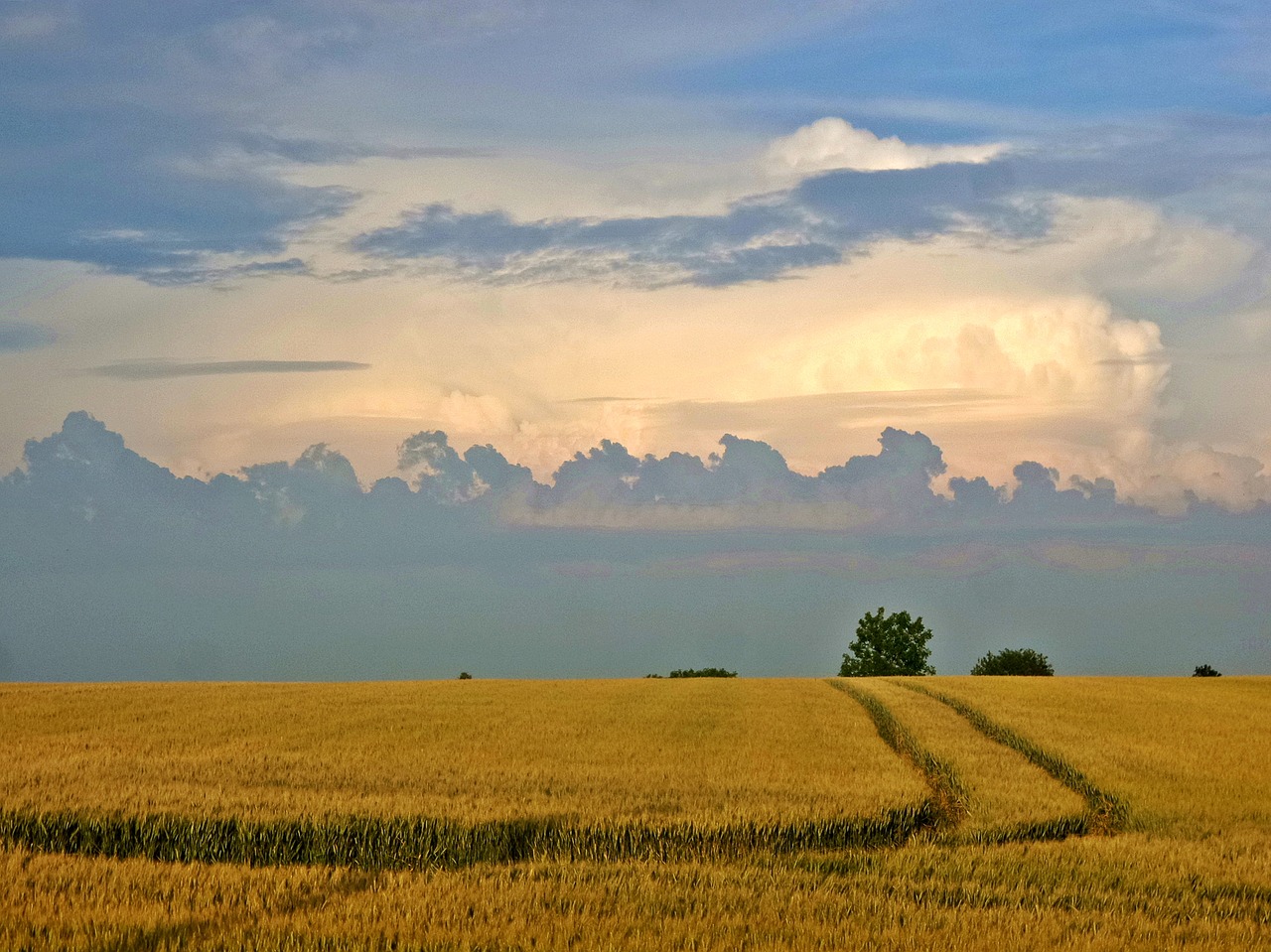 sky clouds landscape sunset free photo