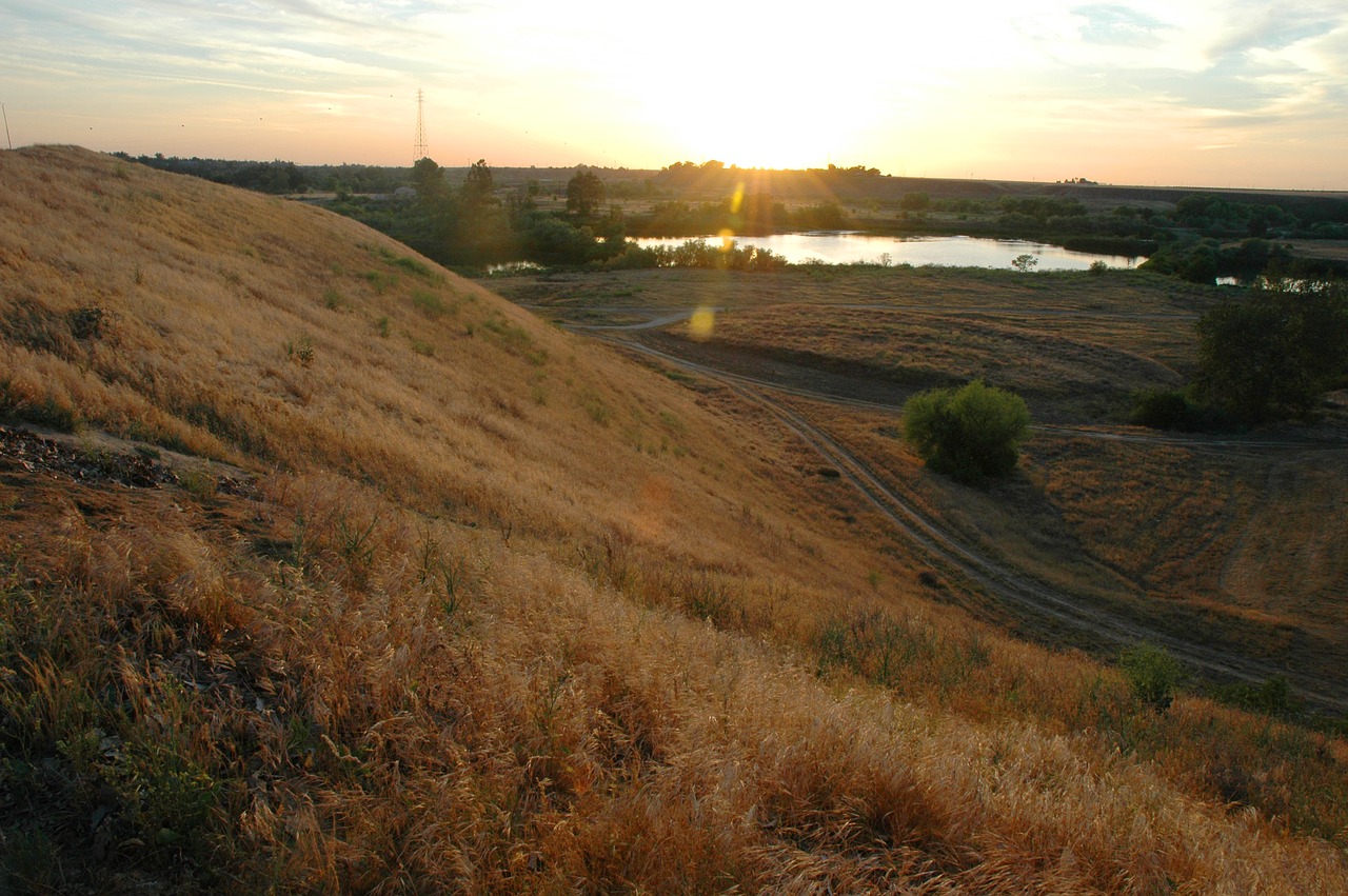 sky summer scenic free photo