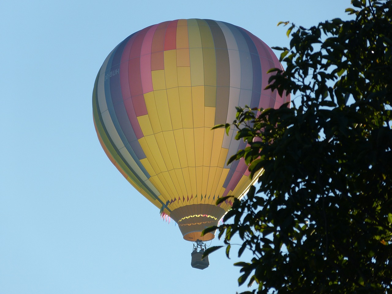 sky blue balloon free photo