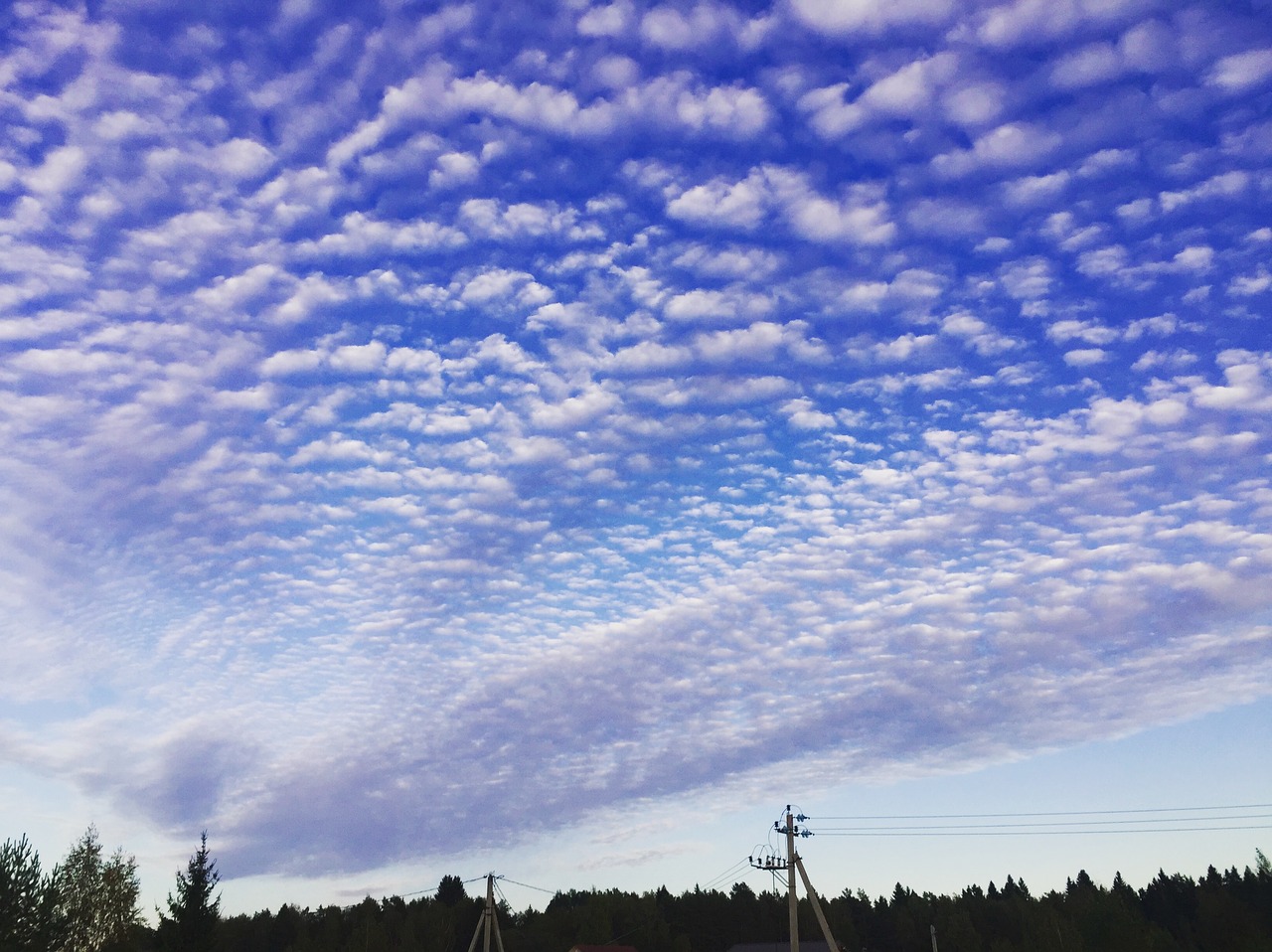 sky clouds cloud free photo