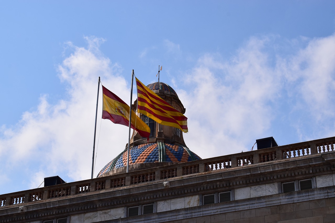 sky flags spain free photo