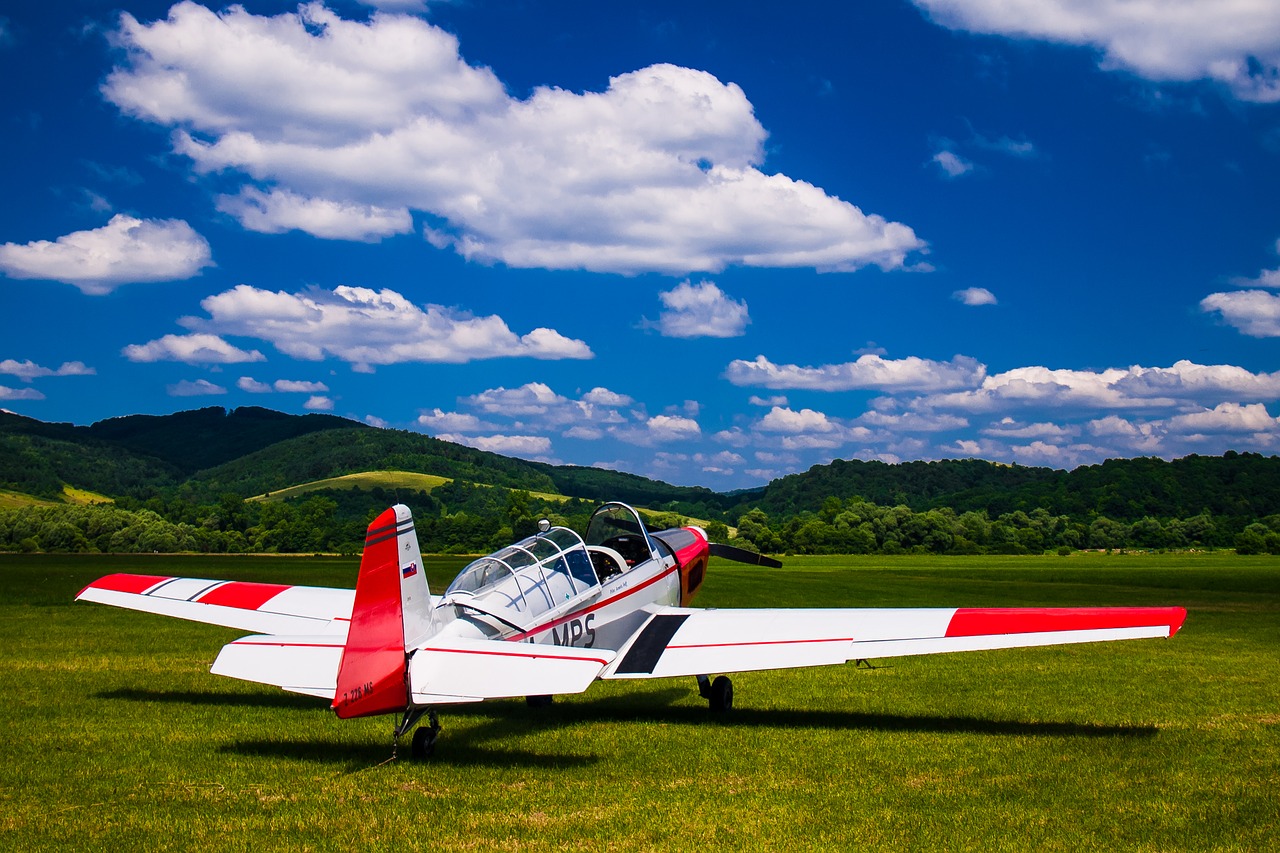 sky airplane cloud free photo