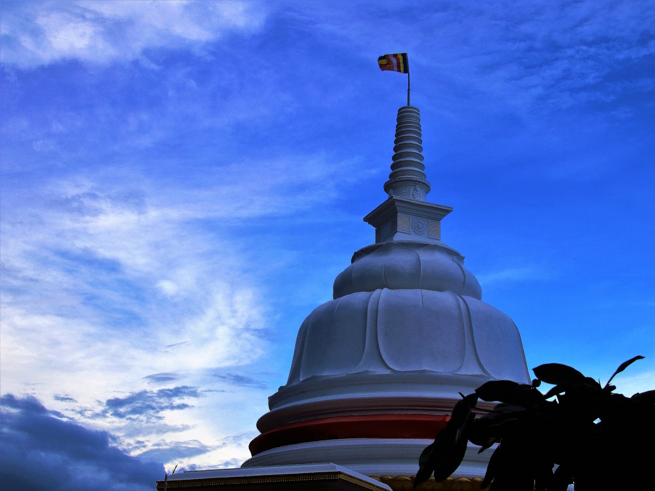 Небо будда. Мексиканская ступа. Stupa 2.0. Thai Stupa.