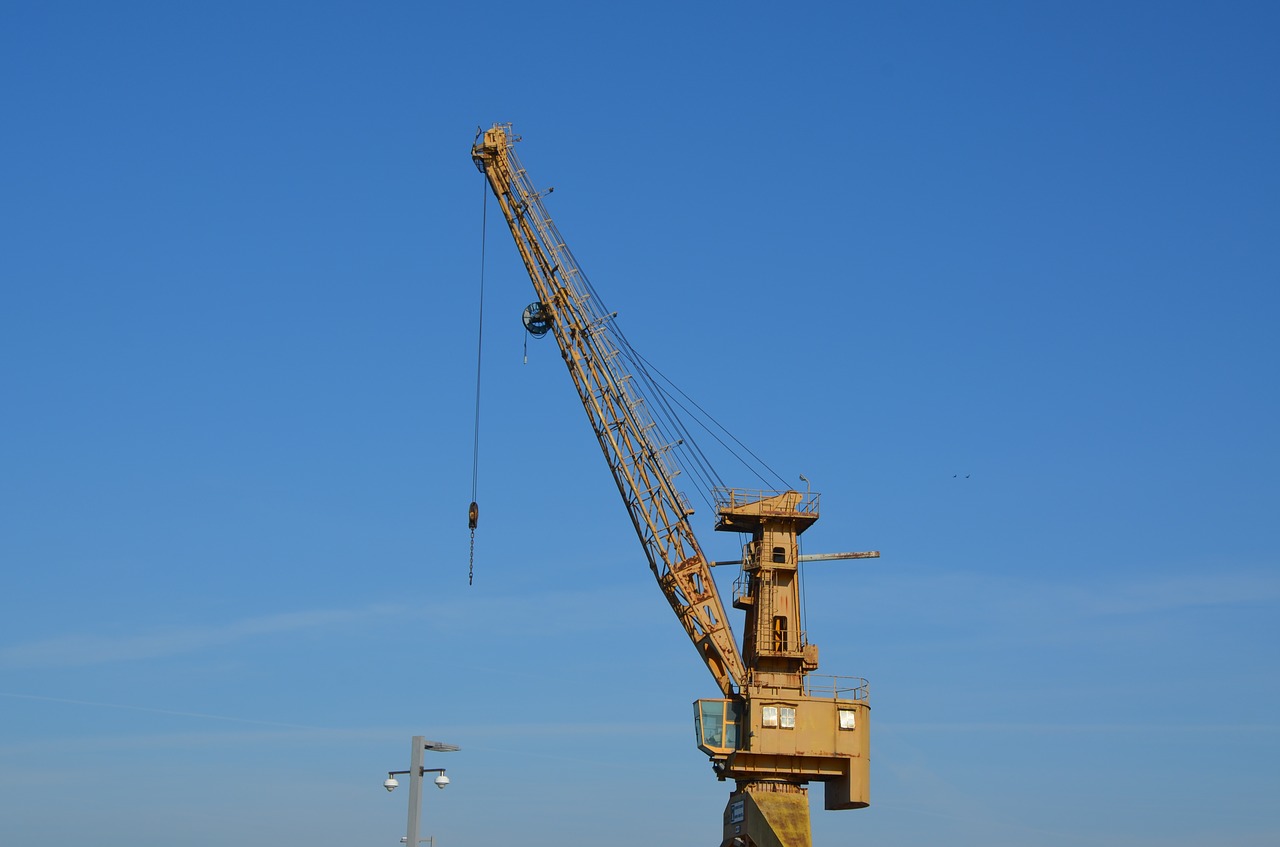 sky  industry  crane free photo