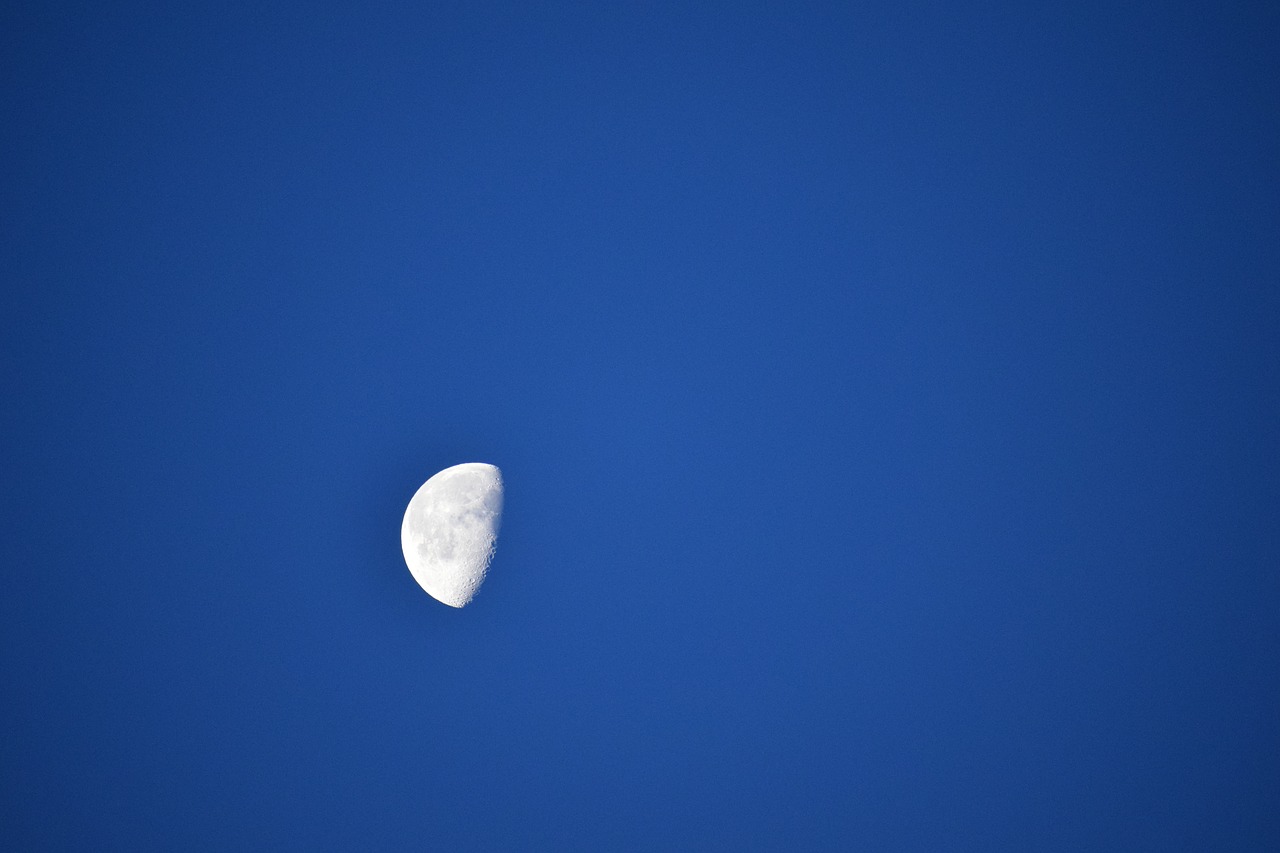 sky  moon  nature free photo