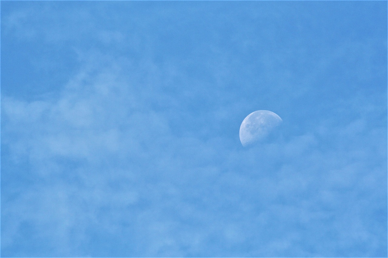 sky  moon  background free photo