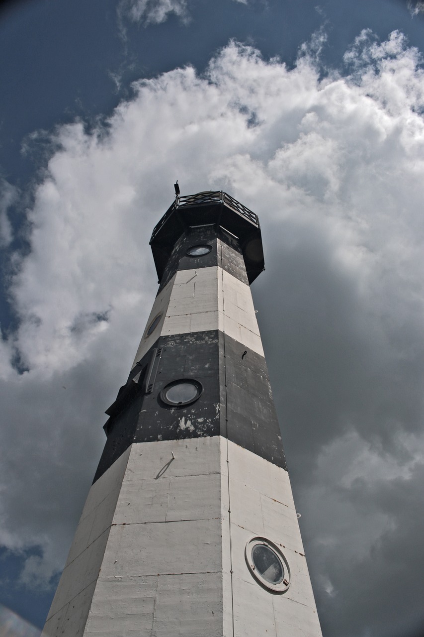 sky lighthouse input free photo