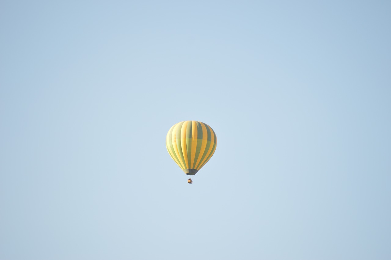 sky  balloon  colorful free photo