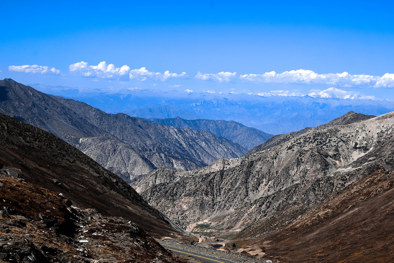 sky  mountains  nature free photo