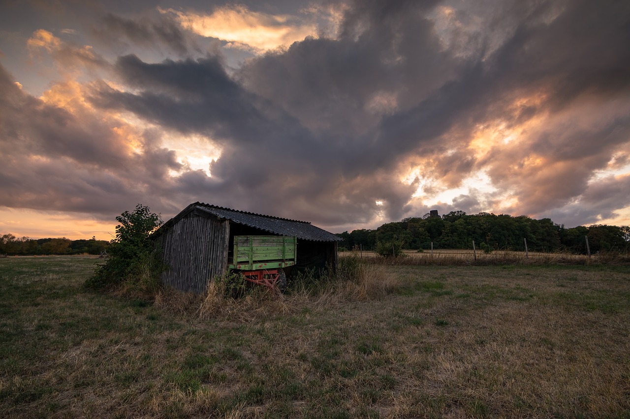 sky  hut  landscape free photo