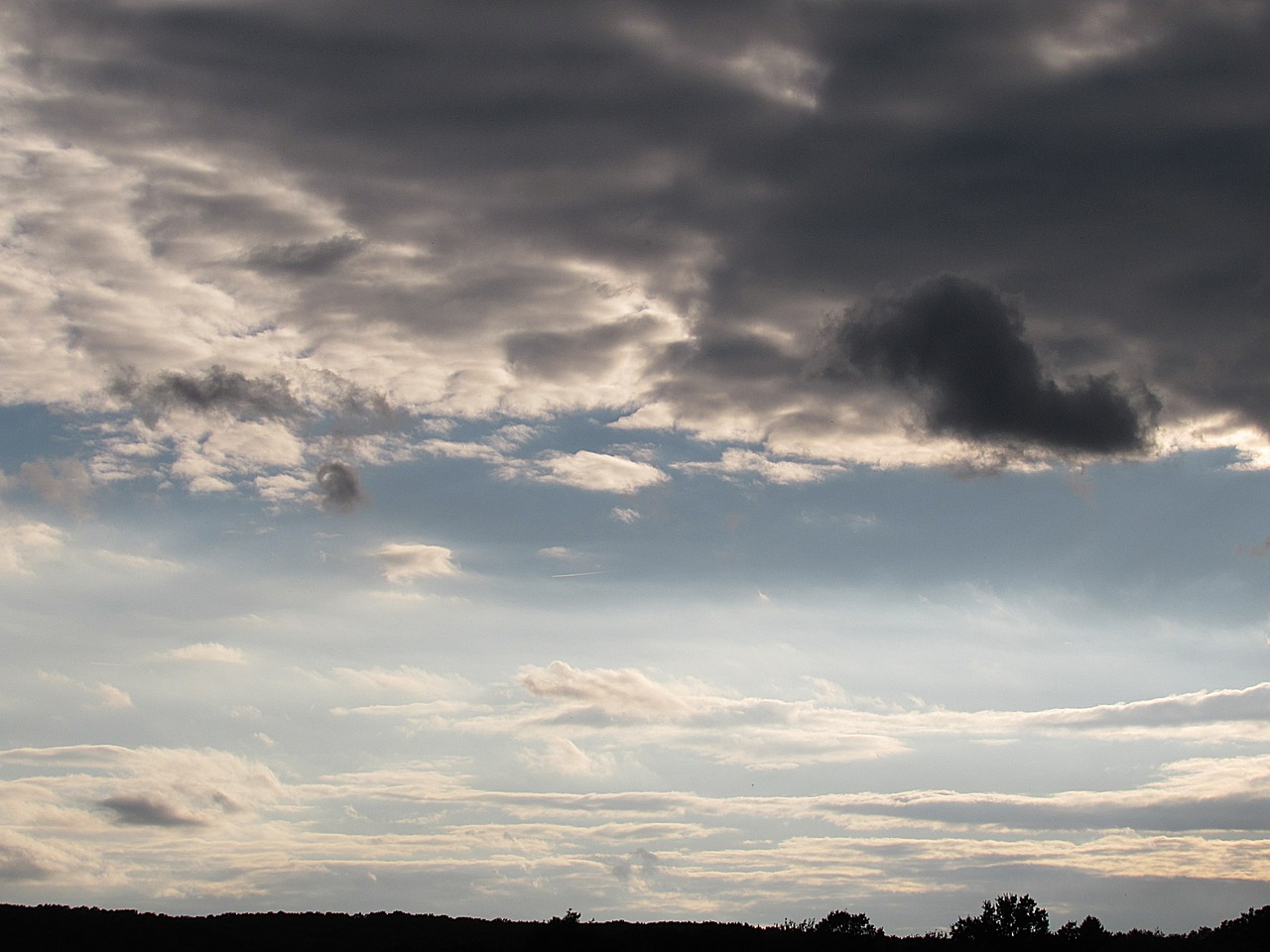 sky clouds dark clouds free photo