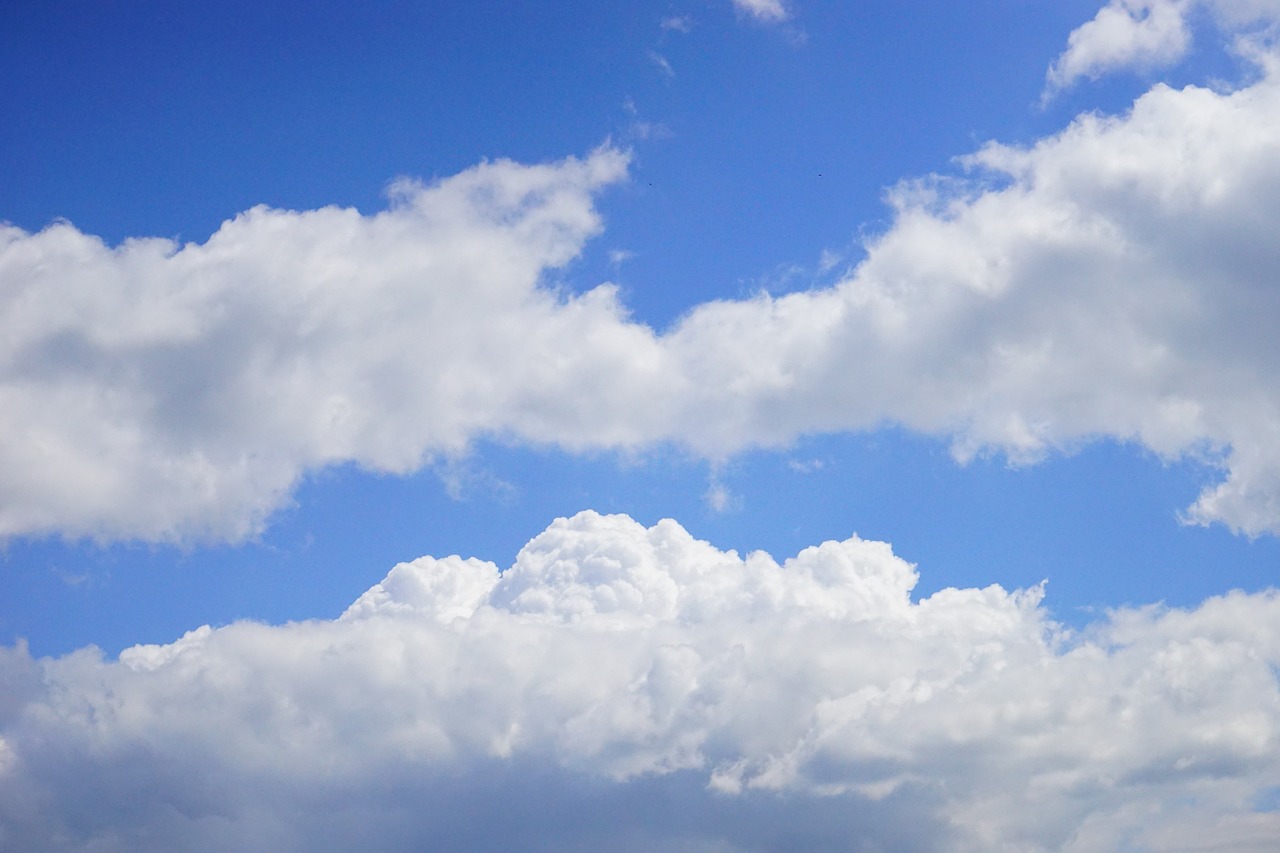 sky blue clouds free photo