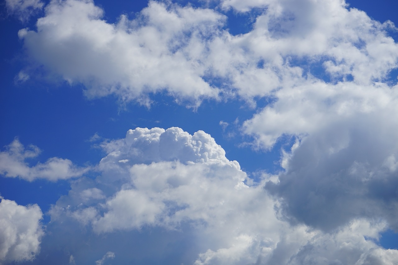 sky blue clouds free photo