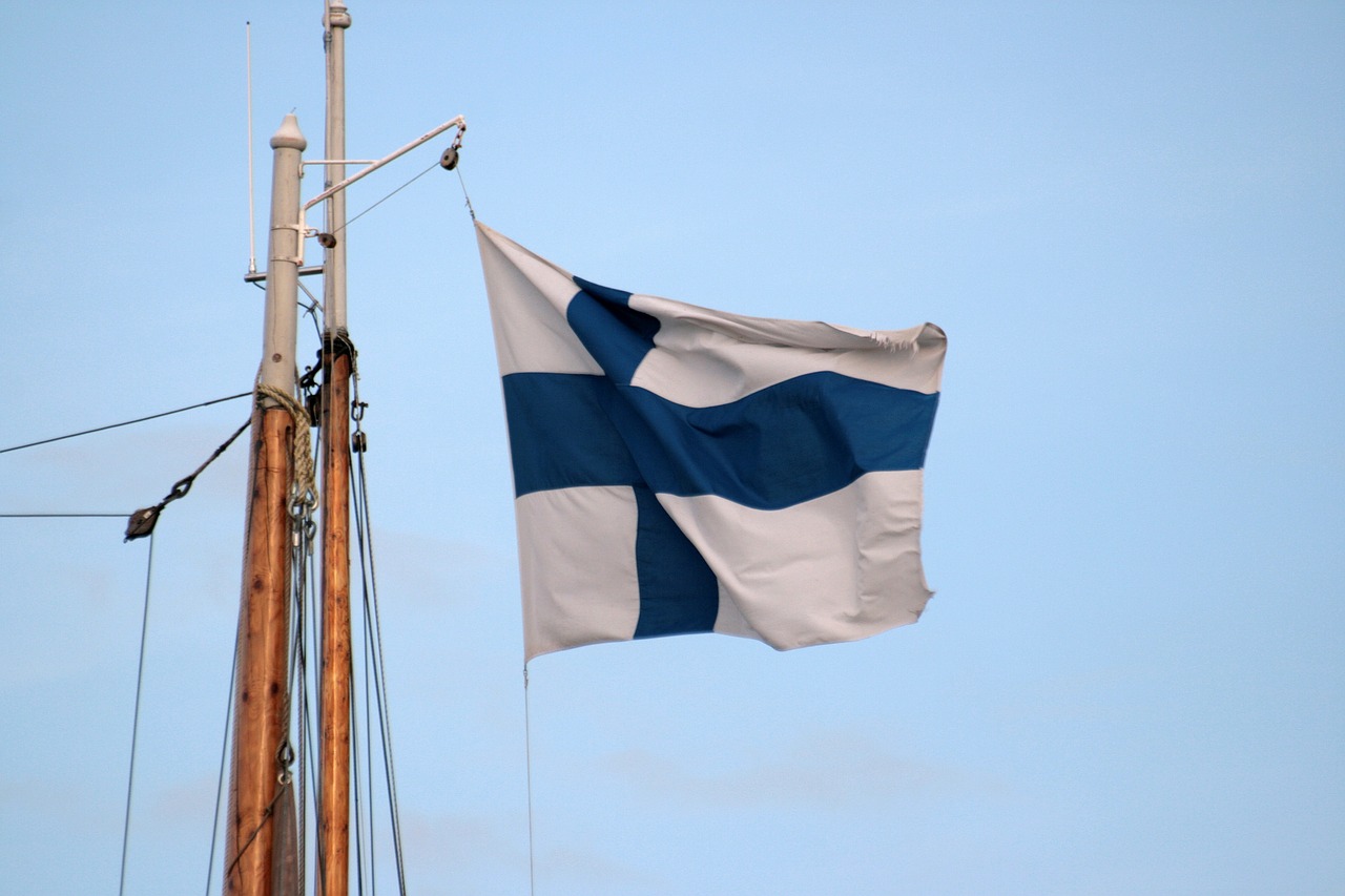 sky flag finnish free photo