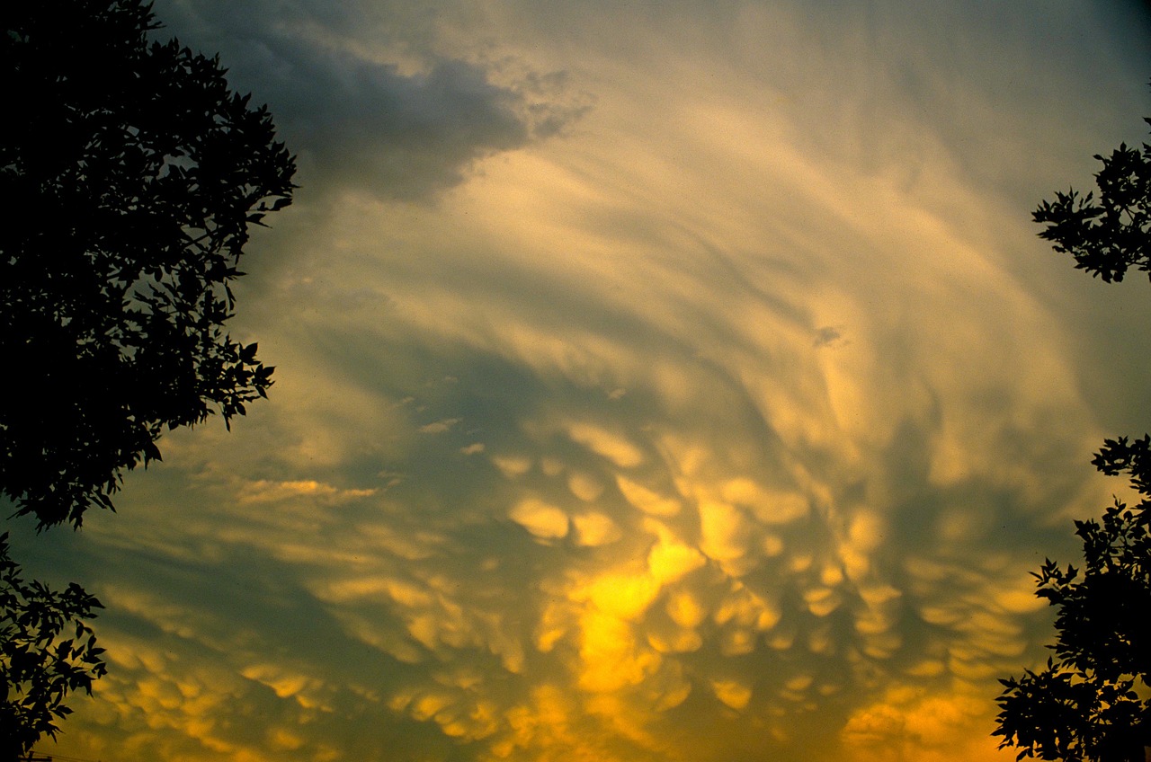 sky clouds angry free photo