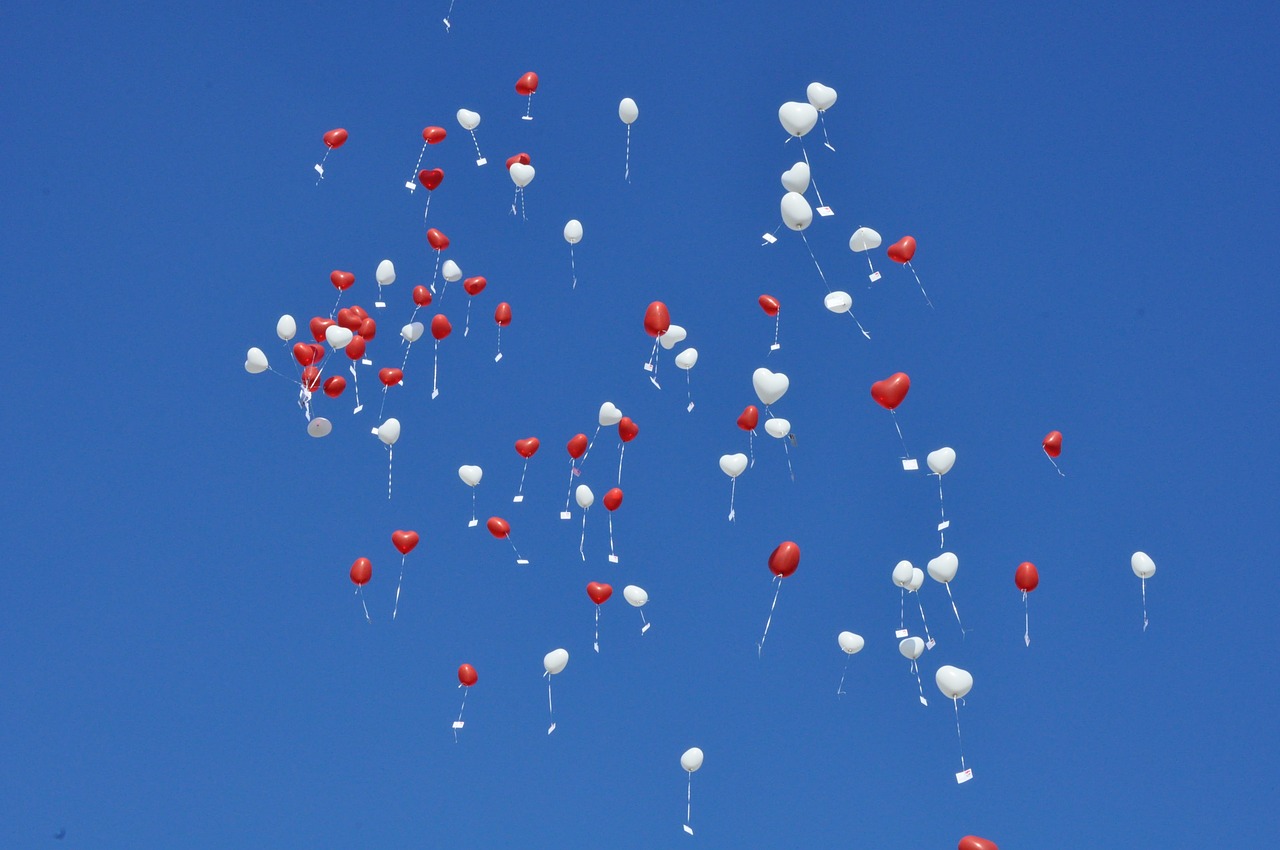 sky balloons blue free photo