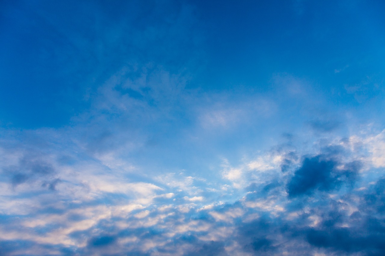 sky blue clouds free photo