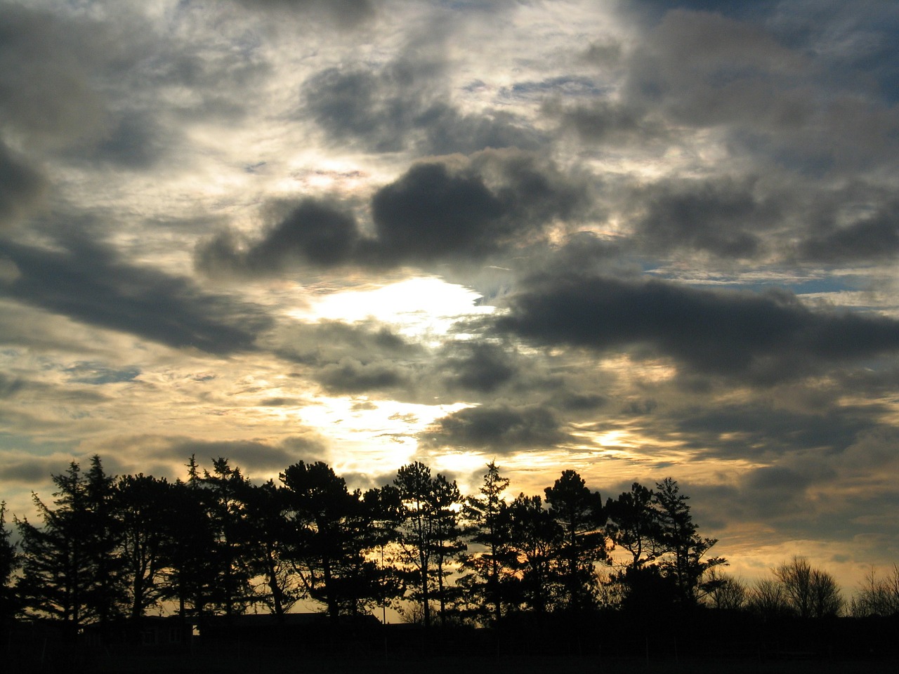 sky clouds covered sky free photo