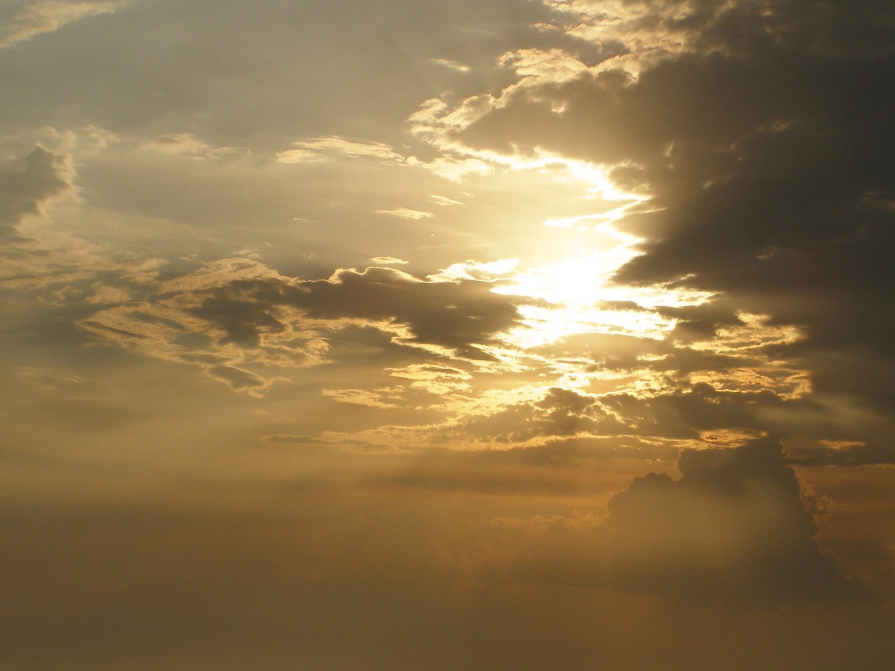 sky cloud clouds free photo