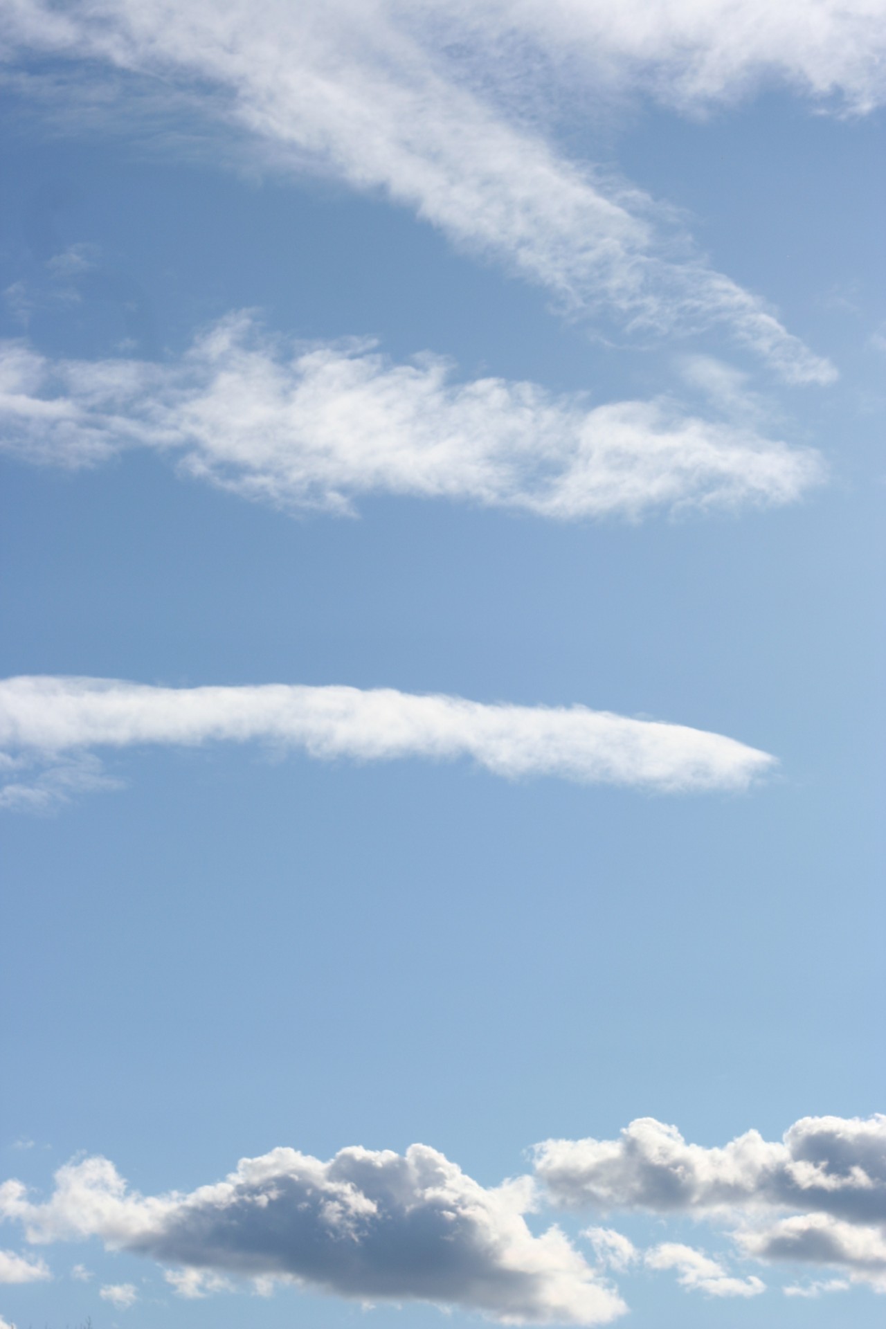 blue sky horizontal jet streams clouds free photo