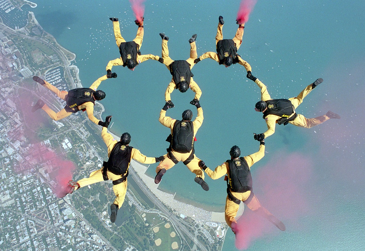 Download free photo of Skydiving,team,formation,jump,parachute from