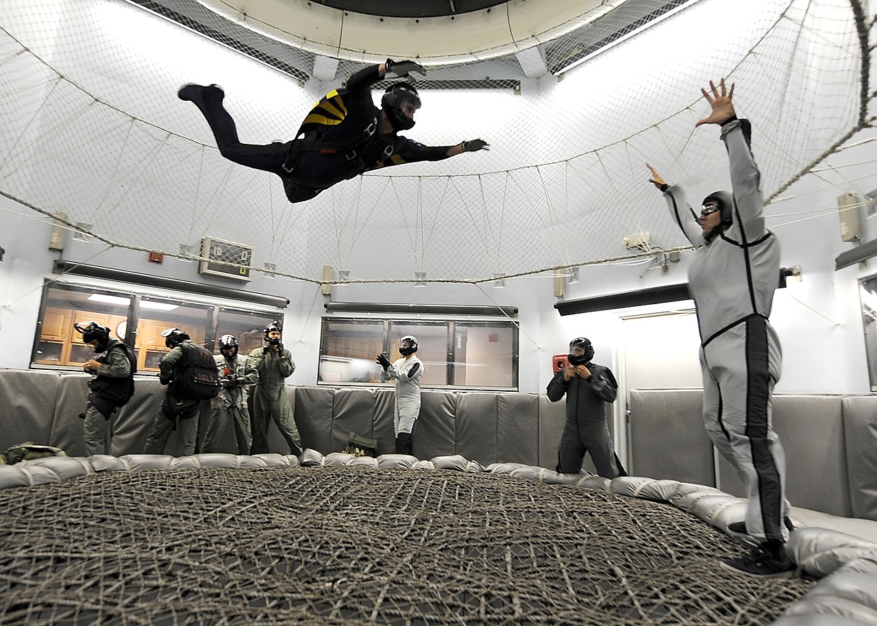 skydiving indoors training free photo