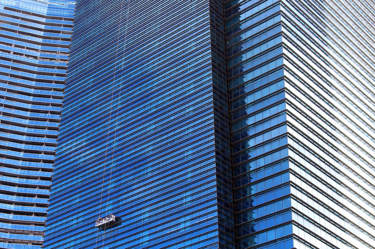 skyscraper window cleaner clean free photo