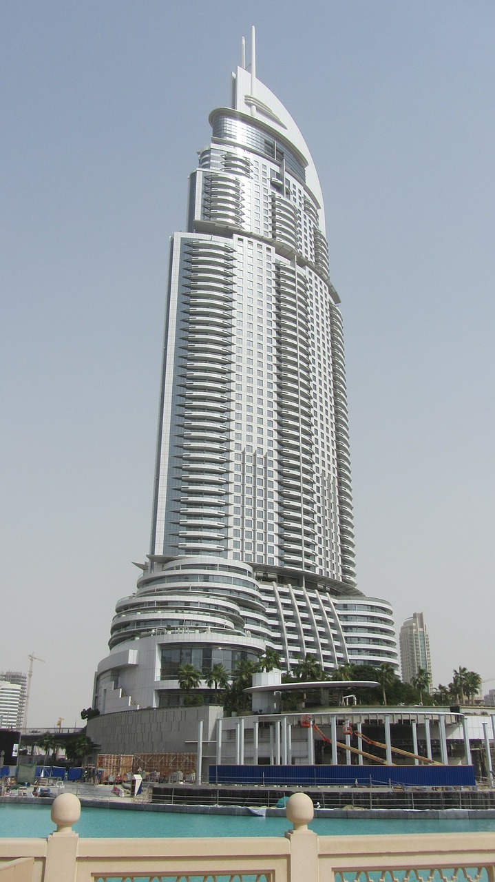 skyscraper building dubai free photo