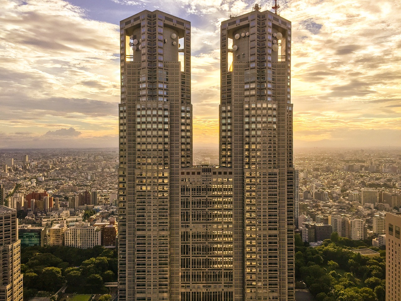 skyscrapers tokyo japan free photo