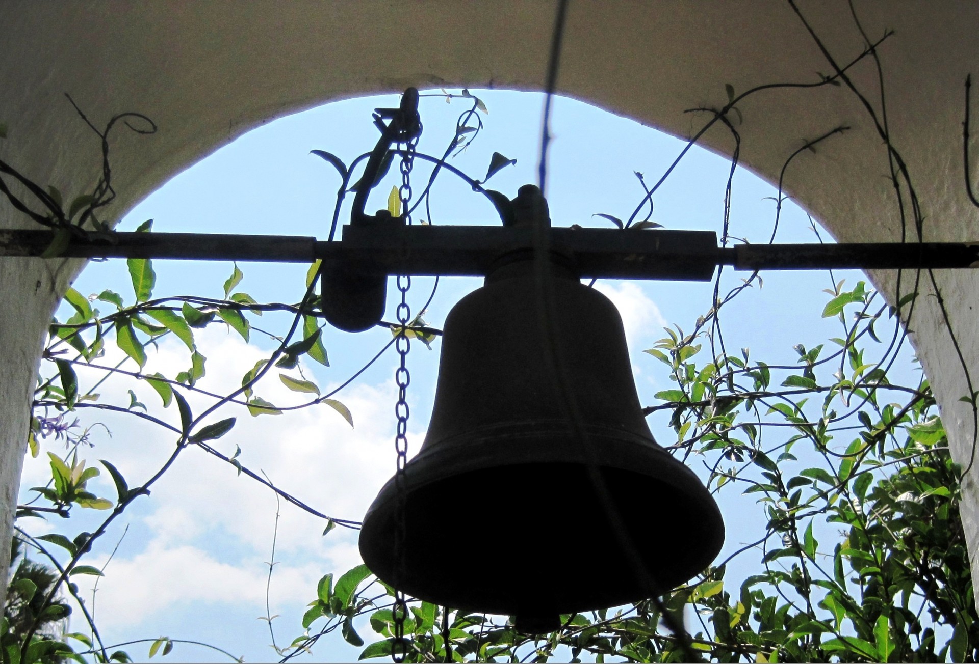 bell outline slave free photo