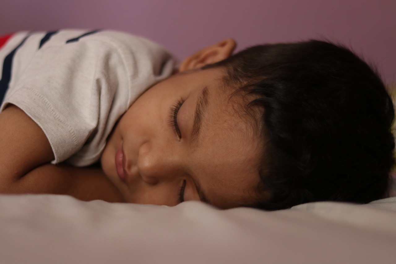 sleeping  boy  indian free photo