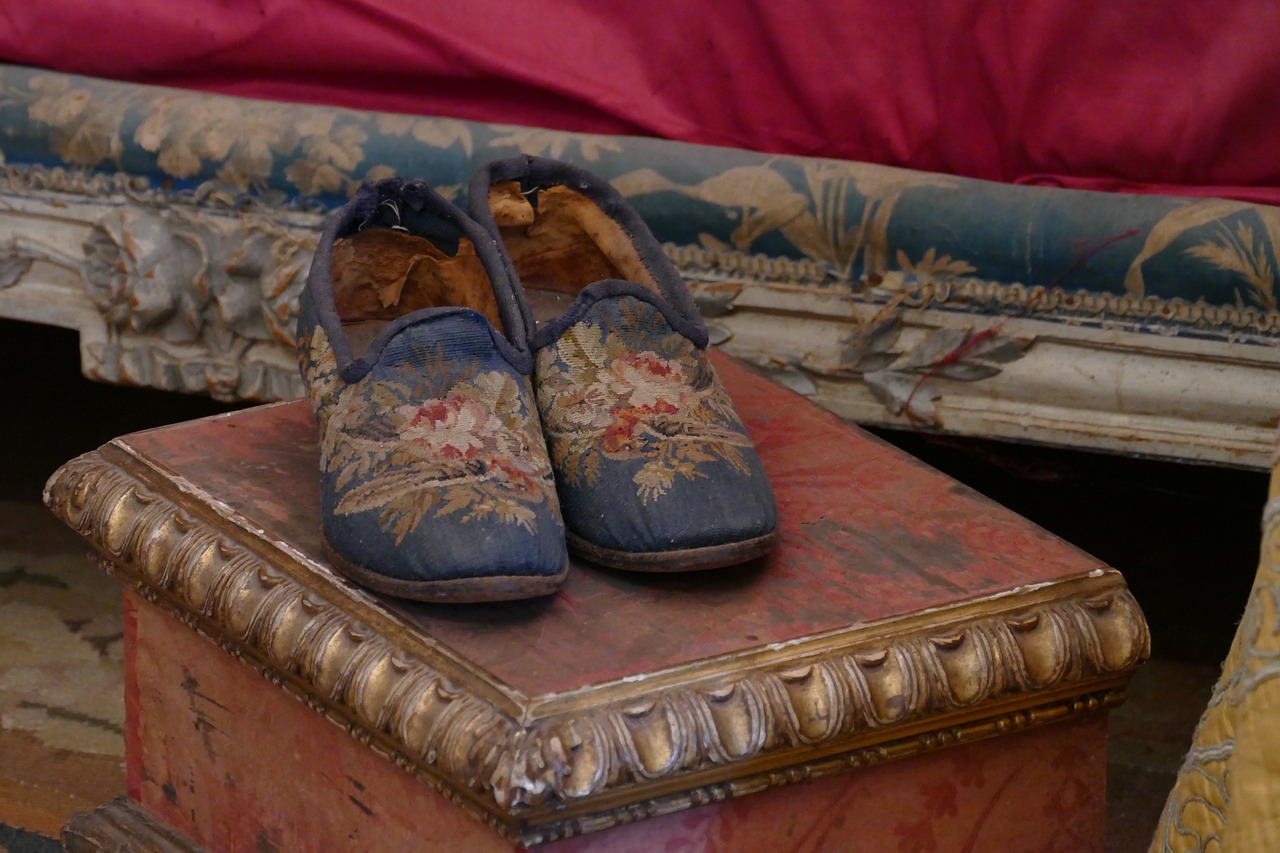 slippers embroidery antique free photo