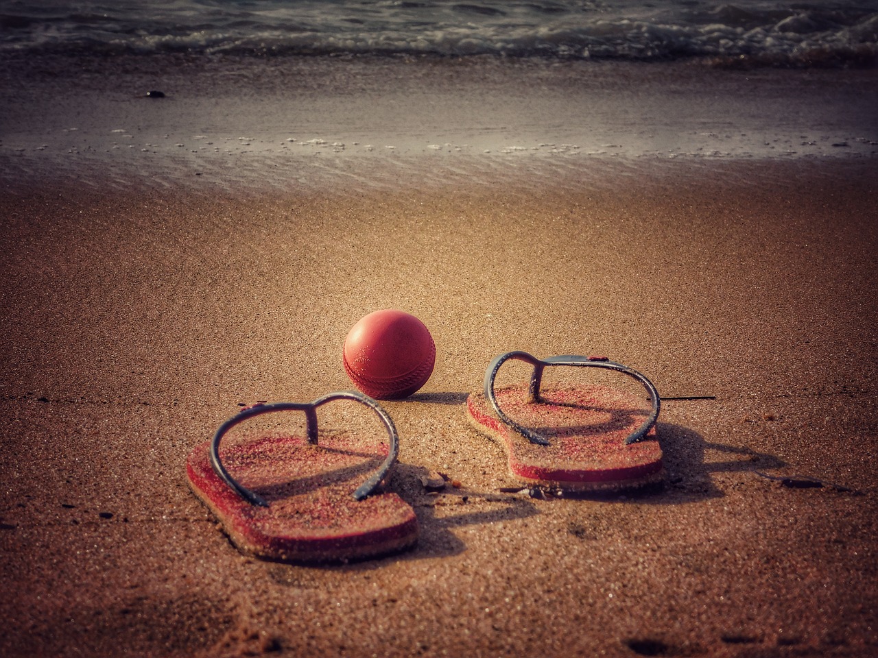 slippers ball beach free photo