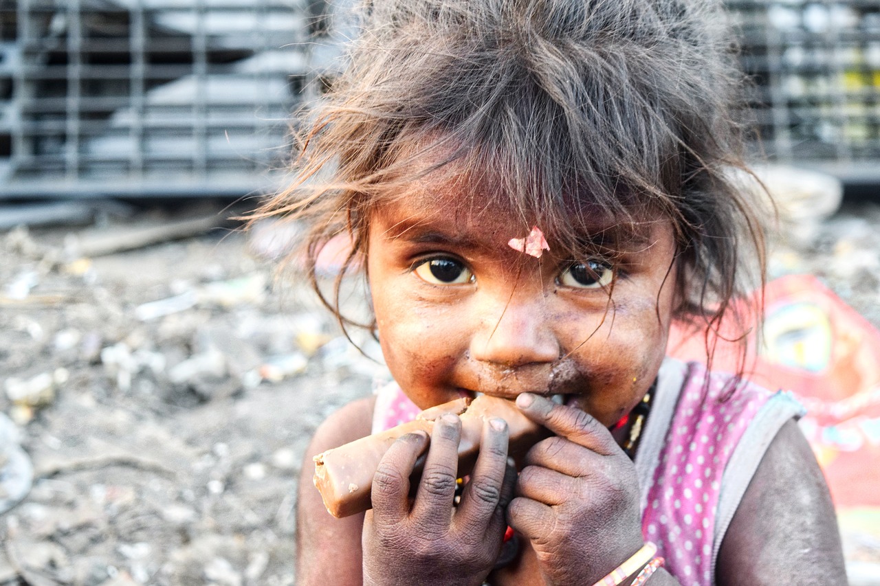 slums india girl free photo
