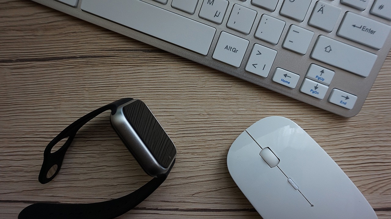 smart watch keyboard mouse free photo