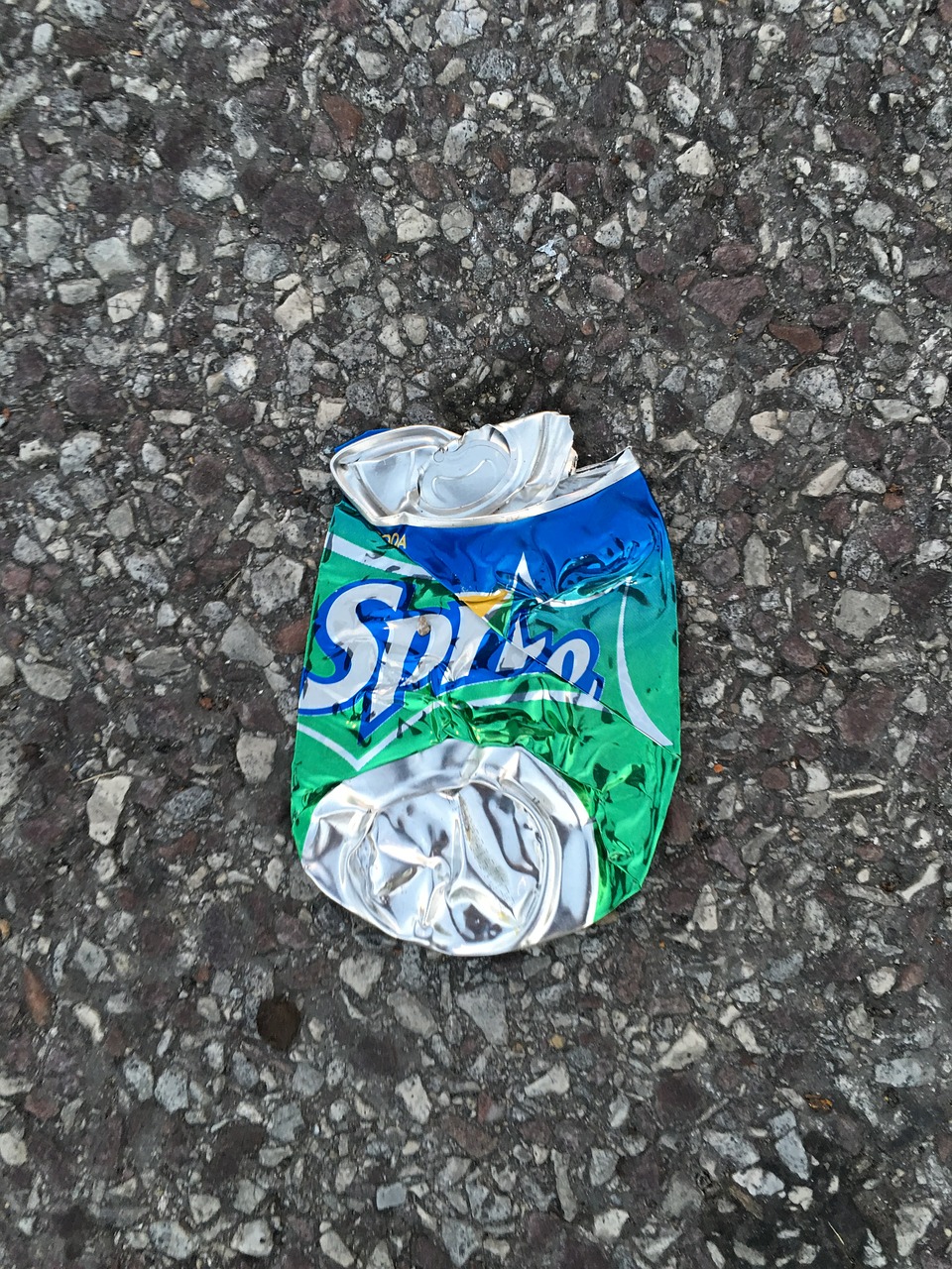 smash soda can free photo