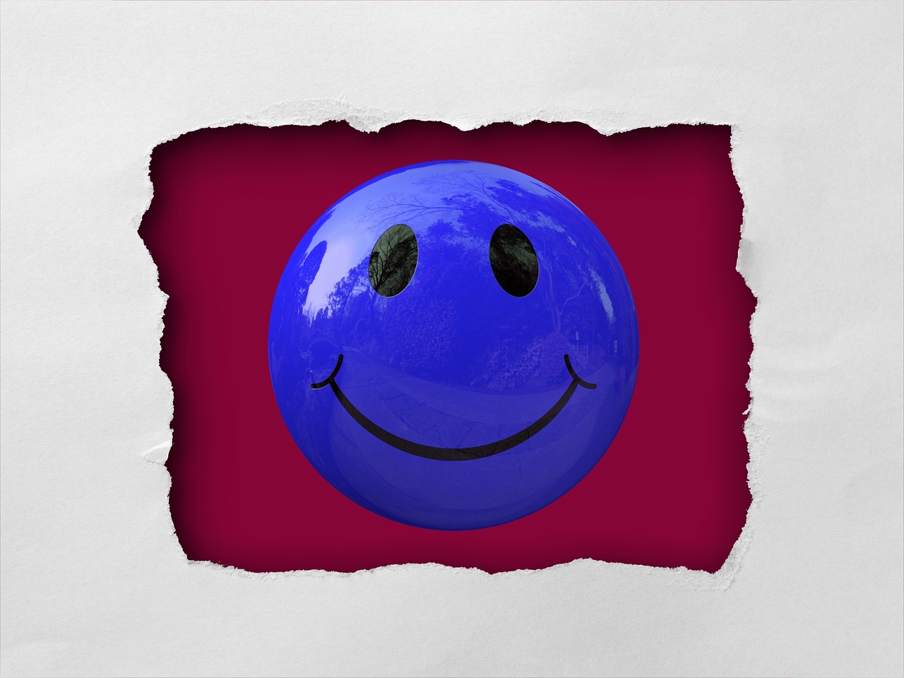 smiley lilac ball free photo